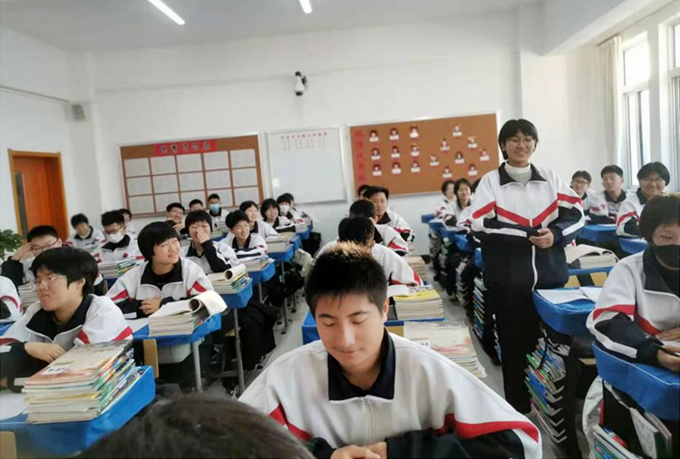 两者都保留在站内即可形成完整阅读路径
